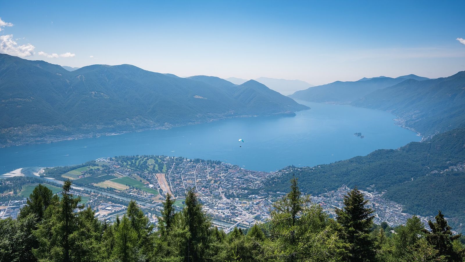 Ascona et le lac Majeur depuis Cardada